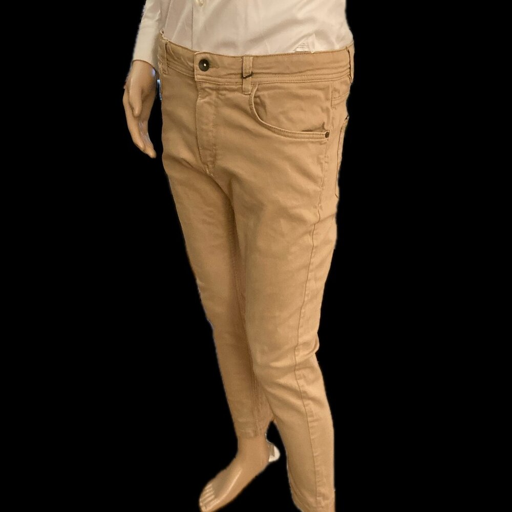 Zara Man Kakhi USA 34/ Mex. 34